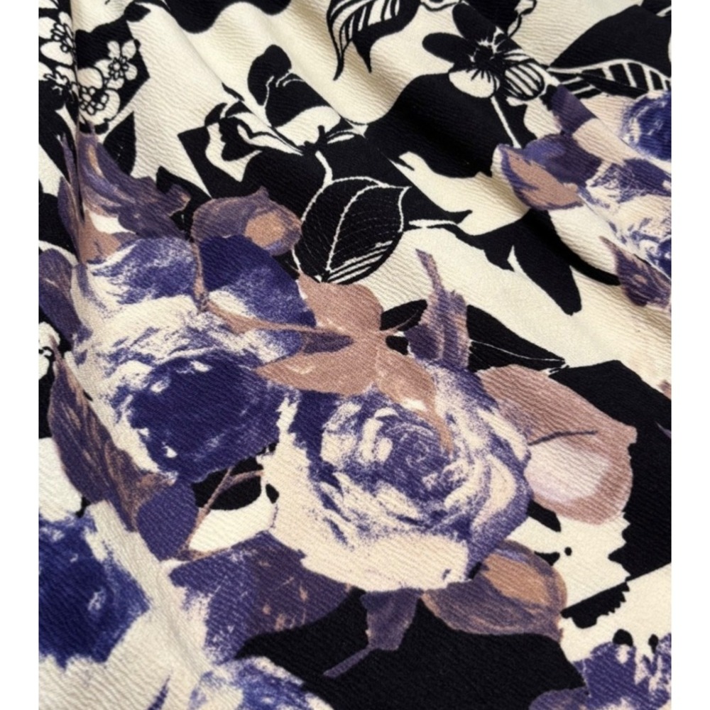 LuLaRoe Womens Dress Size XL Amelia Ivory Black Purple Roses Floral Dipped - Picture 3 of 6